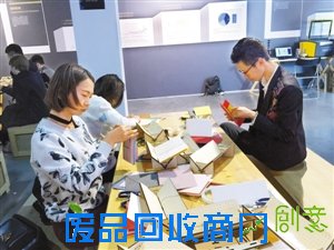 带领观众走进“创意发生地”