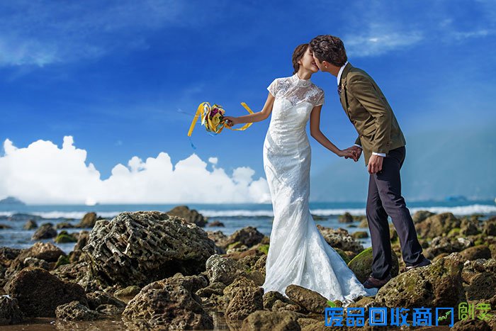 郑州拍婚纱照一套要多少钱米兰风情特色婚纱照