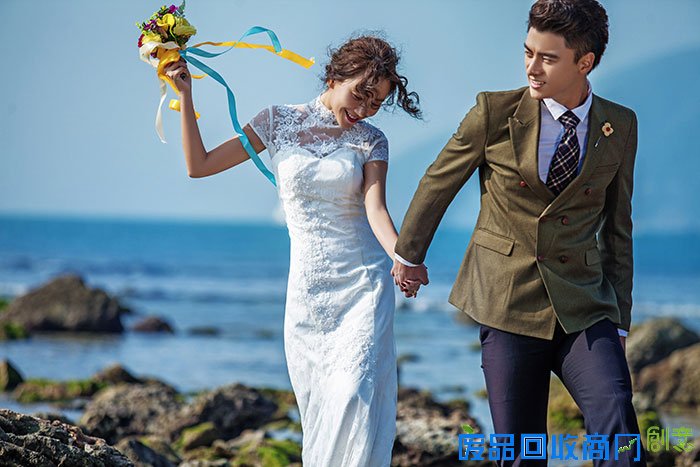 郑州拍婚纱照一套要多少钱米兰风情特色婚纱照