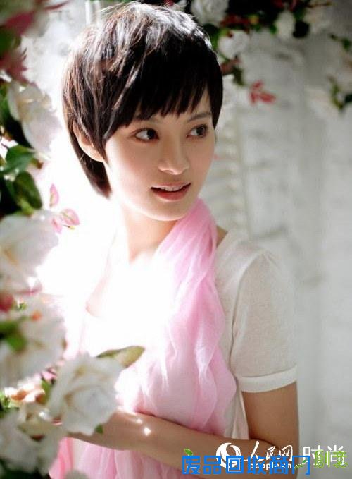 孙俪小清新赏花照。