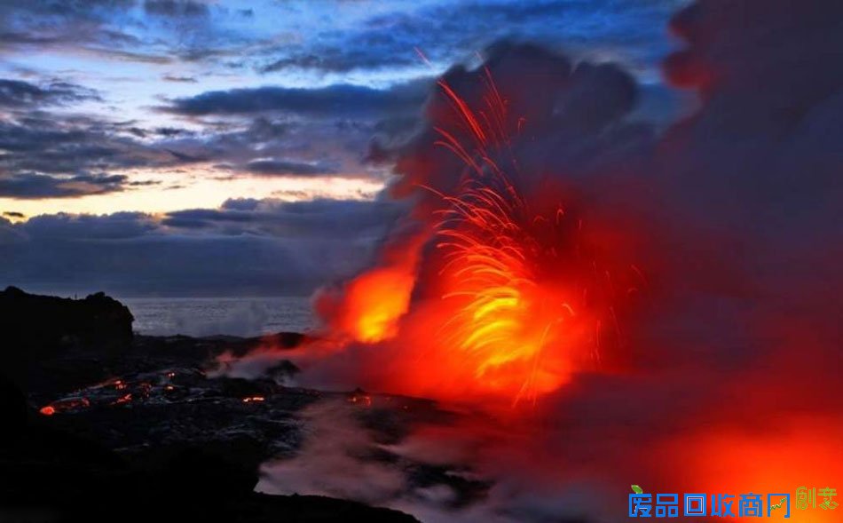 美摄影师冒生命危险拍摄夏威夷火山喷发近景(高清组图)