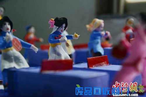 苏州民间艺人创作面塑“全民打乒乓”迎世乒赛