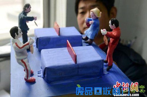 苏州民间艺人创作面塑“全民打乒乓”迎世乒赛