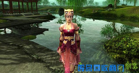 小宝现身江湖 虎头帽乐趣多多