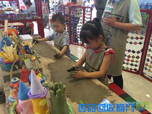 小小新长兴人齐聚手工坊（图）