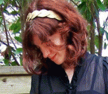 如何利用旧皮包做金色树叶发卡