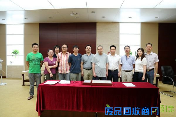 浙江自然博物馆受赠珍贵昆虫标本