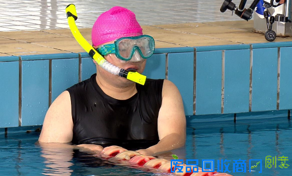 小短腿游得像模像样！岳云鹏《了不起》运动特辑出彩