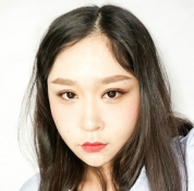 过年化什么妆 新年聚会妆容画法