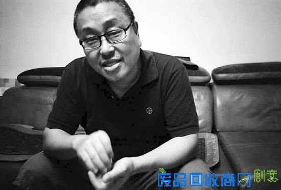 其实，趣味没有对错之分，只有高尚或不那么高尚之分。艺术也一样，只有不太好的艺术，却没有错的艺术。所以，你不喜欢抽象，只喜欢写实，理由是你看得懂，这样一种观点，本身没错。所以，如果你觉得眼前之物不美，完全可以不去理会它。人干吗要去理会自己不懂、自己觉得不美的东西？不欣赏就可以了。由此扩而张之，求同存异就会成为审美共识。