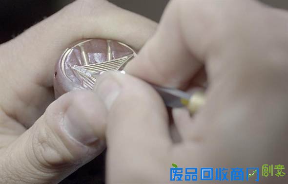 开始精雕细刻。(图／沉鱼)