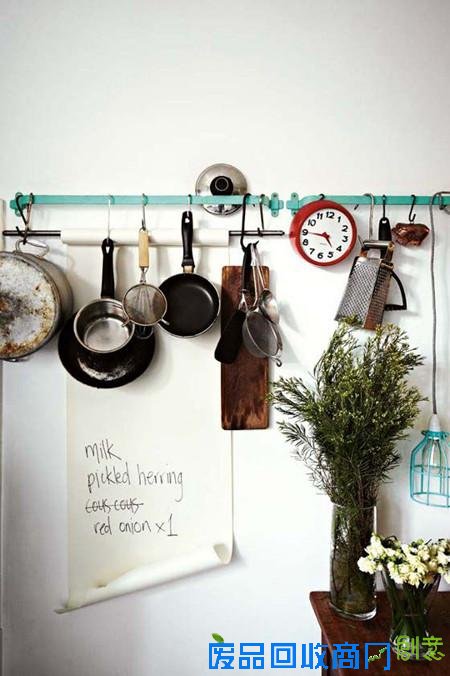 小厨房完全利用法则 一字型橱柜轻松收纳