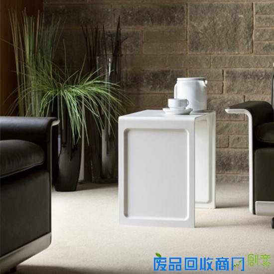  621边桌：简约 灵活 耐用