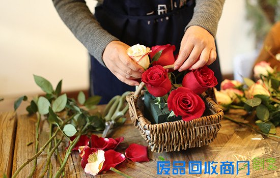 DIY红色的花篮，带着TA去拜年吧！