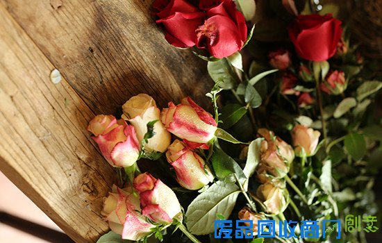 DIY红色的花篮，带着TA去拜年吧！