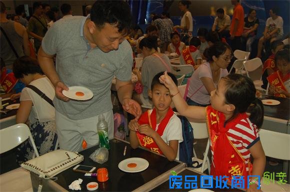 共青团烟台市委、烟台市青少年宫共同举办寻访烟台面塑非物质文化遗产活动