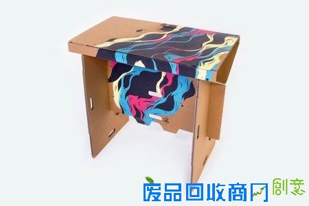  环保轻便硬纸板桌子