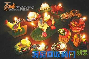 看非遗传人制作鲤鱼花灯生肖面灯