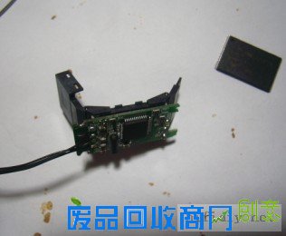 想要大U盘？教你DIY制作32GU盘[图文]