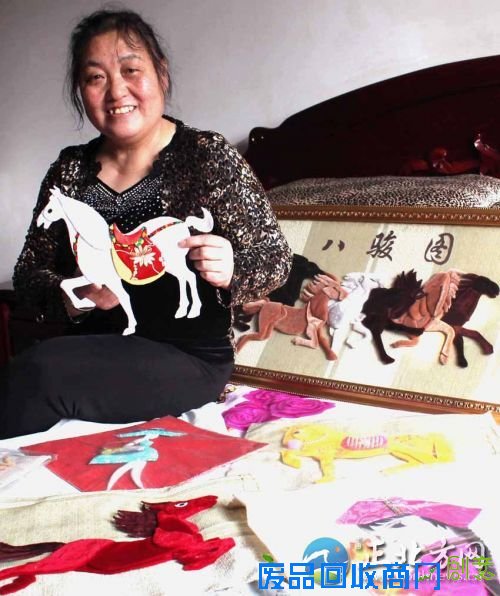 2月26日4版 崔锁莲做布艺配图