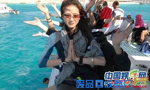 刘诗诗海量素颜照 诗爷调皮可爱(组图)(11) 天涯娱乐八卦 刘诗诗的娱乐八卦:《刘诗诗娱乐八卦》:刘诗诗会抽烟:娱乐