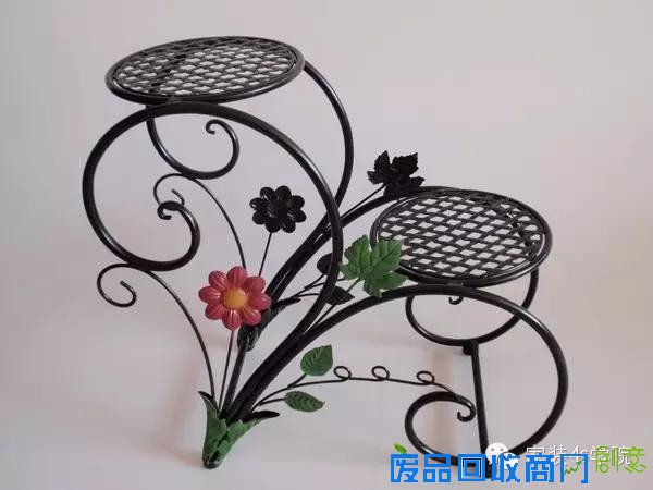 三伏天，选点具有清凉感的家居吧