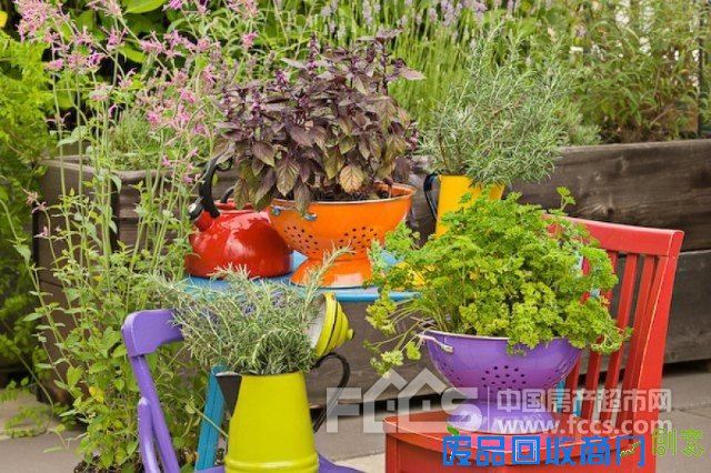 20个DIY妙招 教你利用废旧品打造出创意小花园