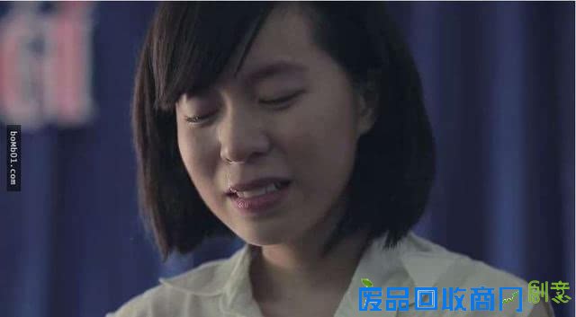 未婚妈妈养女儿，面对非议她说了一句，让全世界闭嘴的话！