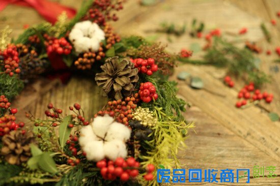 小院教你制作圣诞花环