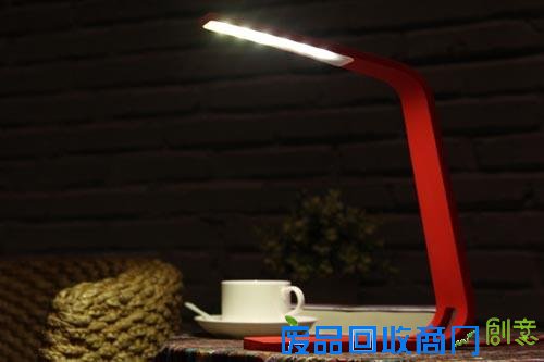  红点至尊奖 PAPER折纸台灯