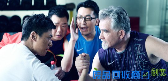 戚九洲在拍摄前期特别忐忑，但是导演却一眼相中了他