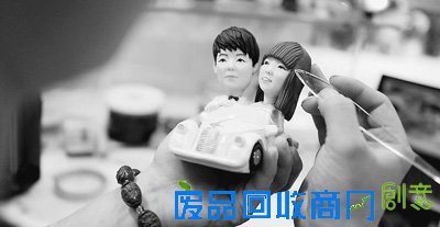 山东聊城民间“面塑情侣”走俏（图）