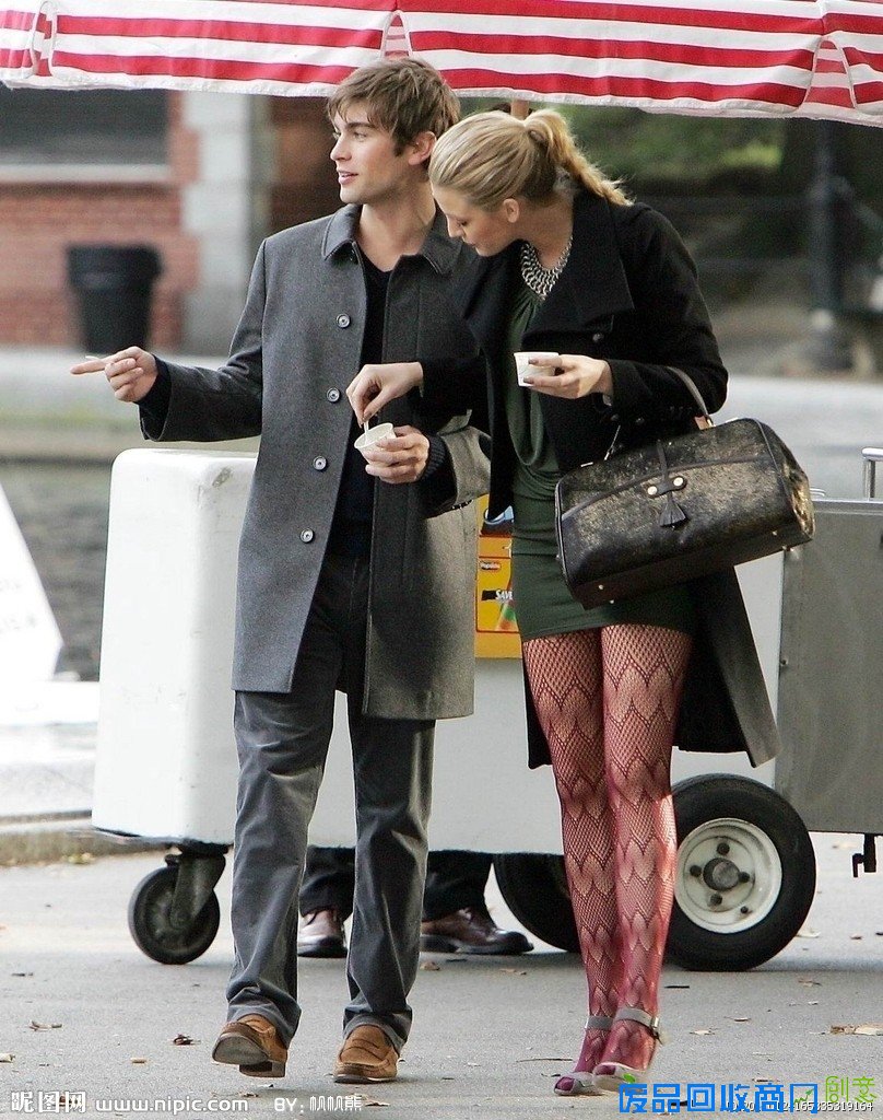 绯闻少女剧照 瑟琳娜与内特摄影图_绯闻少女