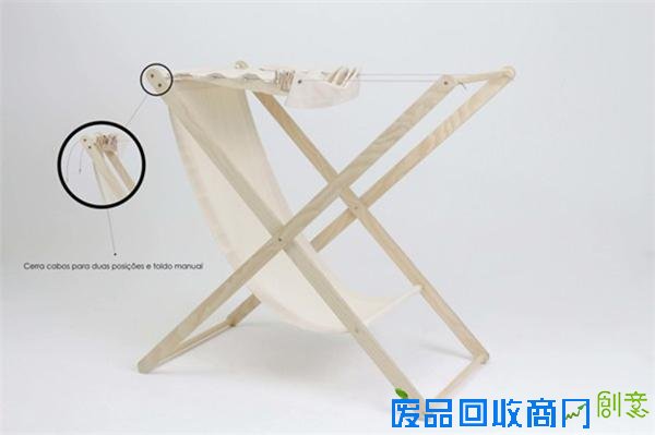  节省空间的户外躺椅