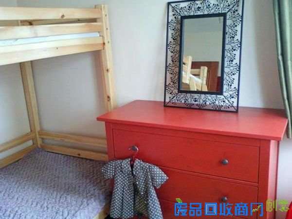 家居DIY：用钉子和绳子自制装饰毛巾挂