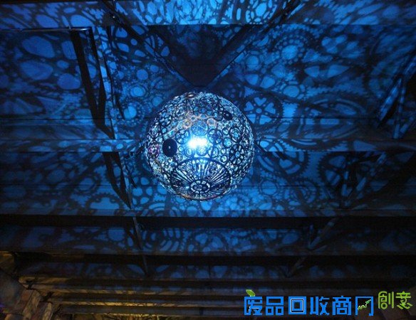 家居DIY:用钉子和绳子自制装饰毛巾挂