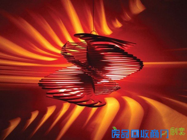 家居DIY:用钉子和绳子自制装饰毛巾挂