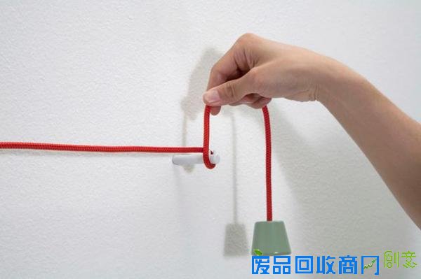 家居DIY:用钉子和绳子自制装饰毛巾挂