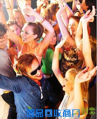 臻园：七天欢乐嘉年华 与国同庆