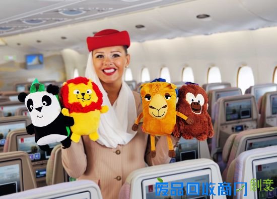 “与动物同行”之“拥抱好友”系列玩具