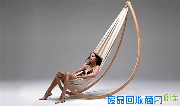  舒适的摇椅吊床