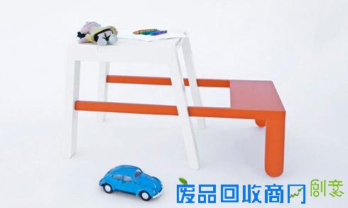  简单多用变形座椅