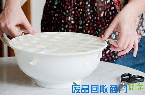利用大碗手工diy插花家居装饰摆设（图片来源于唯美系）