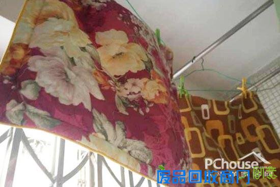 年后家居急需大清洁 给布艺沙发做美容