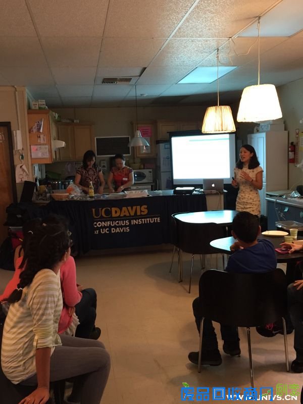 江南大学孔子学院进社区:外国人眼里的中国味