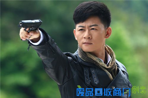 《传奇情仇》热播 李健史光辉为颜丹晨“开撕”