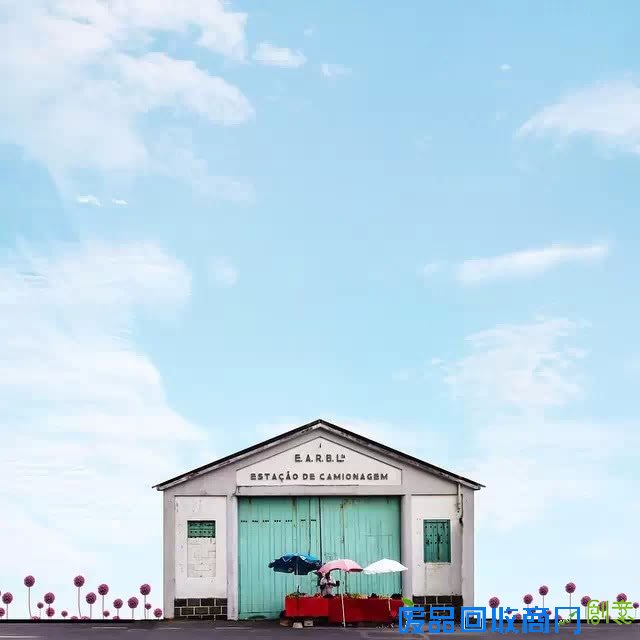 在蓝天之下的那些小房子