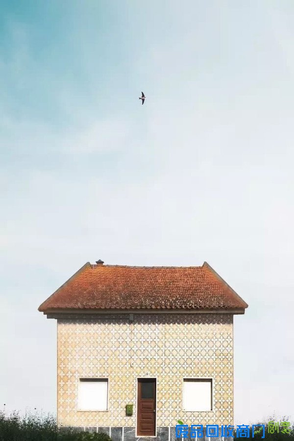 在蓝天之下的那些小房子