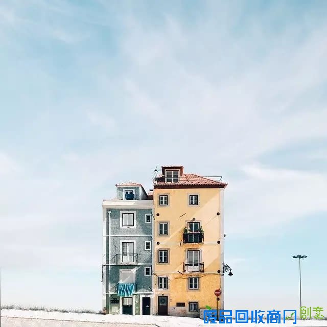 在蓝天之下的那些小房子