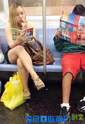 ＂凤姐＂美国生活照 盘点凤姐惨不忍睹语录及家居照（组图） 频道速递 南方网